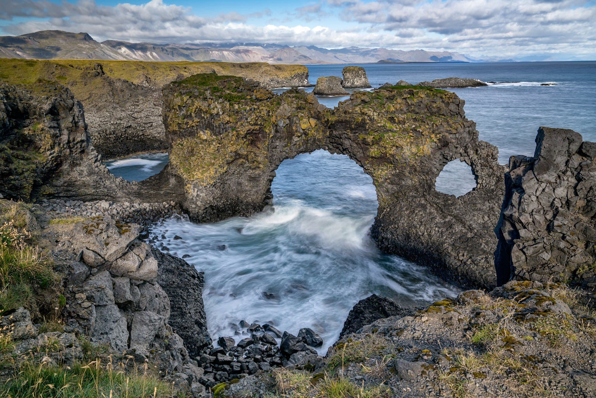 L’arche de Gatklettur à Arnarstapi, sur la péninsule de Snæfellsnes